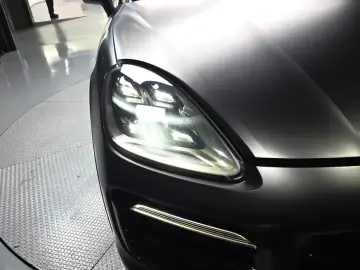 2023 Porsche Cayenne с пробегом 32 072 км