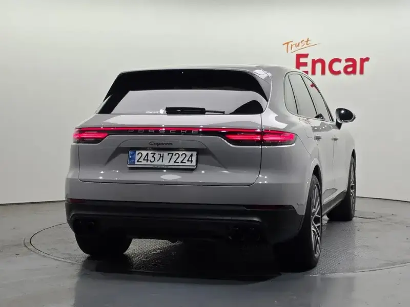 2023 Porsche Cayenne с пробегом 11 480 км