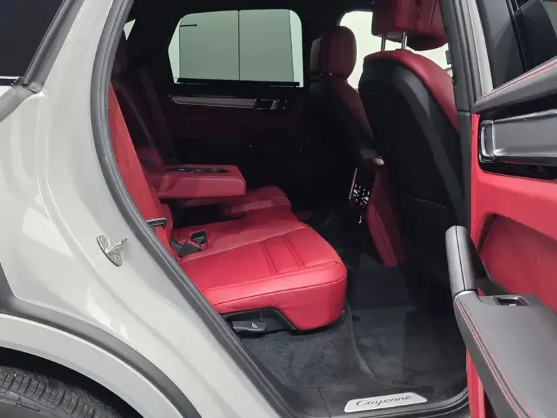 2023 Porsche Cayenne с пробегом 11 480 км