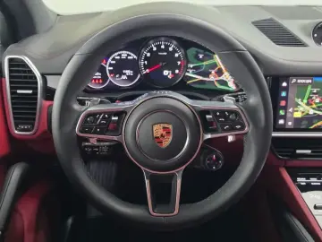 2023 Porsche Cayenne с пробегом 11 480 км