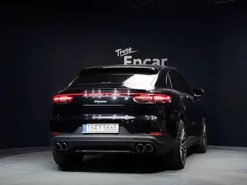 2023 Porsche Cayenne с пробегом 9 361 км