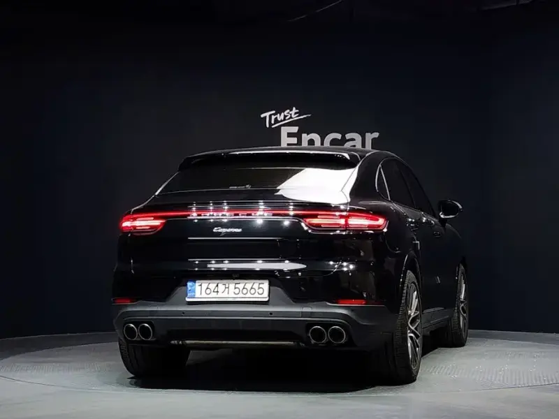 2023 Porsche Cayenne с пробегом 9 361 км
