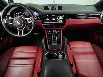 2023 Porsche Cayenne с пробегом 9 361 км