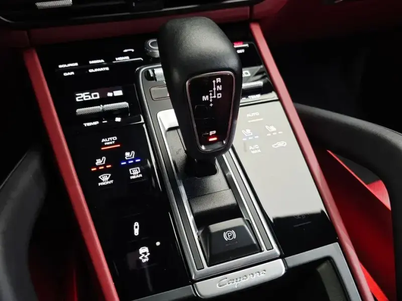 2023 Porsche Cayenne с пробегом 37 466 км