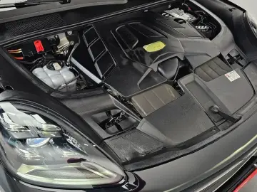 2022 Porsche Cayenne с пробегом 20 737 км