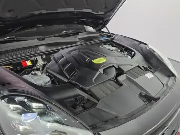 2022 Porsche Cayenne с пробегом 17 081 км