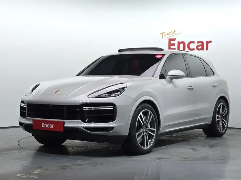 2022 Porsche Cayenne с пробегом 52 124 км