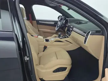2022 Porsche Cayenne с пробегом 17 081 км