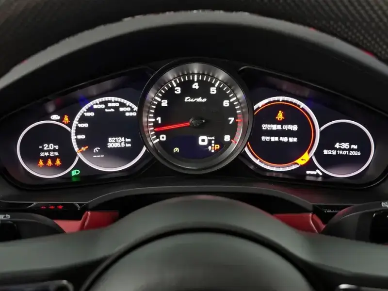 2022 Porsche Cayenne с пробегом 52 124 км