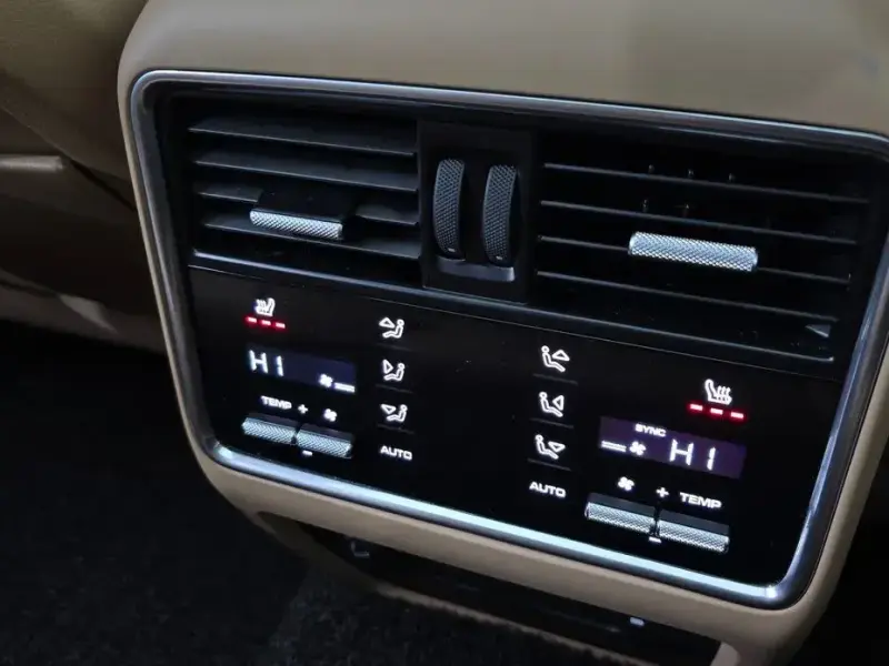 2022 Porsche Cayenne с пробегом 17 081 км