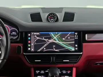 2022 Porsche Cayenne с пробегом 52 124 км