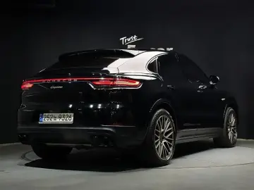2023 Porsche Cayenne с пробегом 35 964 км