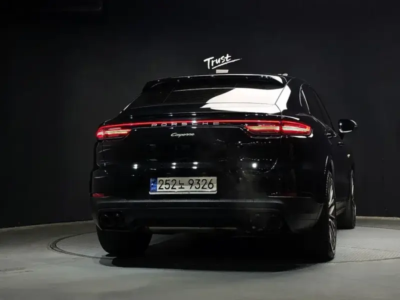 2023 Porsche Cayenne с пробегом 35 964 км