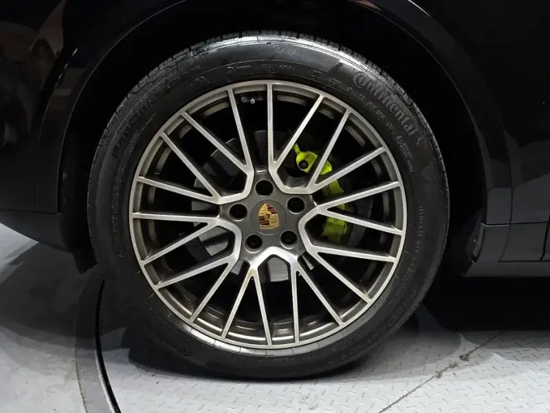 2023 Porsche Cayenne с пробегом 35 964 км