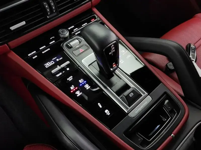 2023 Porsche Cayenne с пробегом 45 628 км