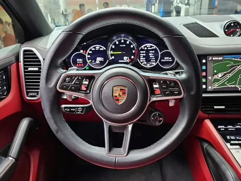2023 Porsche Cayenne с пробегом 35 964 км