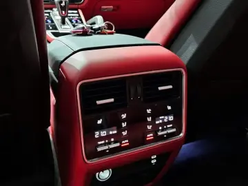 2023 Porsche Cayenne с пробегом 35 964 км