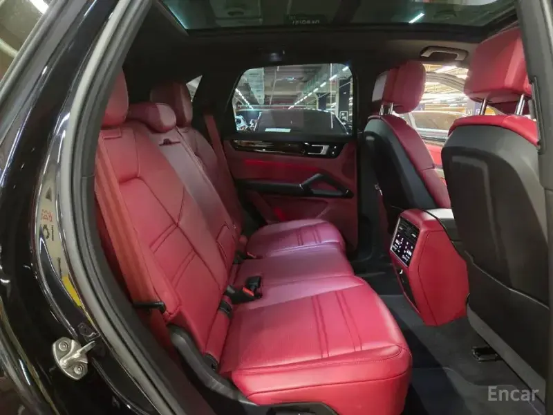 2022 Porsche Cayenne с пробегом 23 900 км