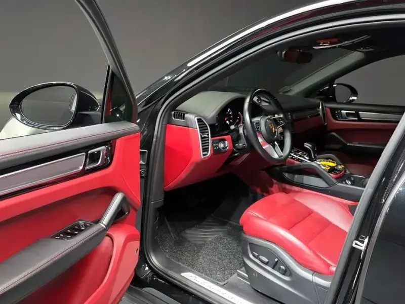2023 Porsche Cayenne с пробегом 37 717 км
