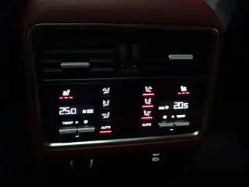 2023 Porsche Cayenne с пробегом 37 717 км