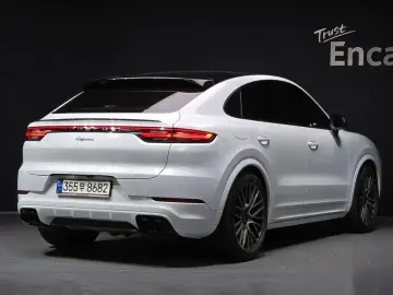 2022 Porsche Cayenne с пробегом 43 237 км