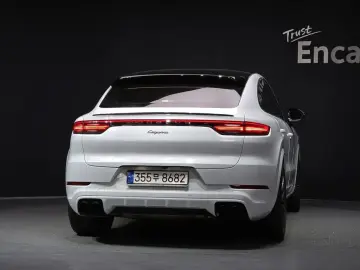 2022 Porsche Cayenne с пробегом 43 237 км