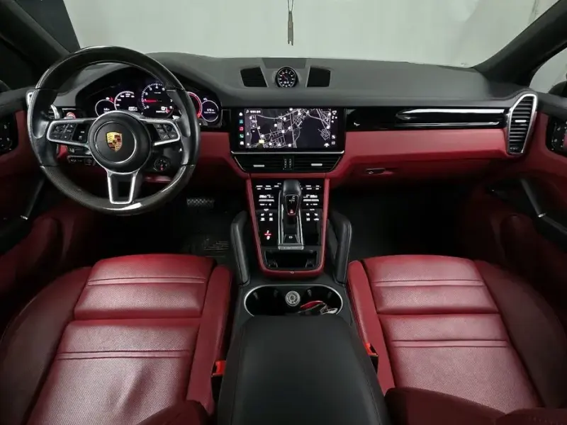 2022 Porsche Cayenne с пробегом 43 237 км