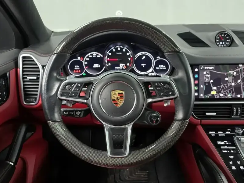 2022 Porsche Cayenne с пробегом 43 237 км