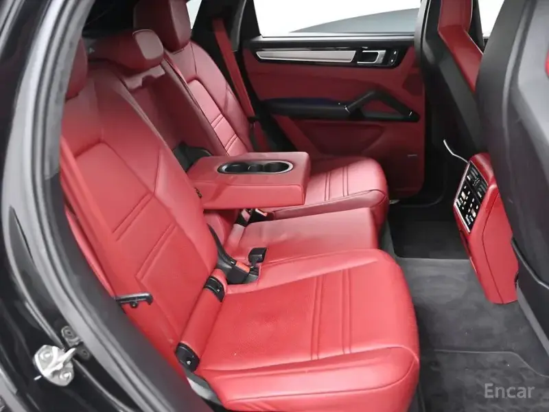 2023 Porsche Cayenne с пробегом 36 988 км