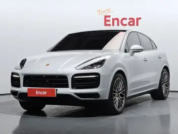 2022 Porsche Cayenne с пробегом 45 952 км