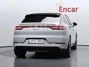 2022 Porsche Cayenne с пробегом 45 952 км
