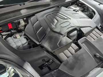 2022 Porsche Cayenne с пробегом 18 869 км