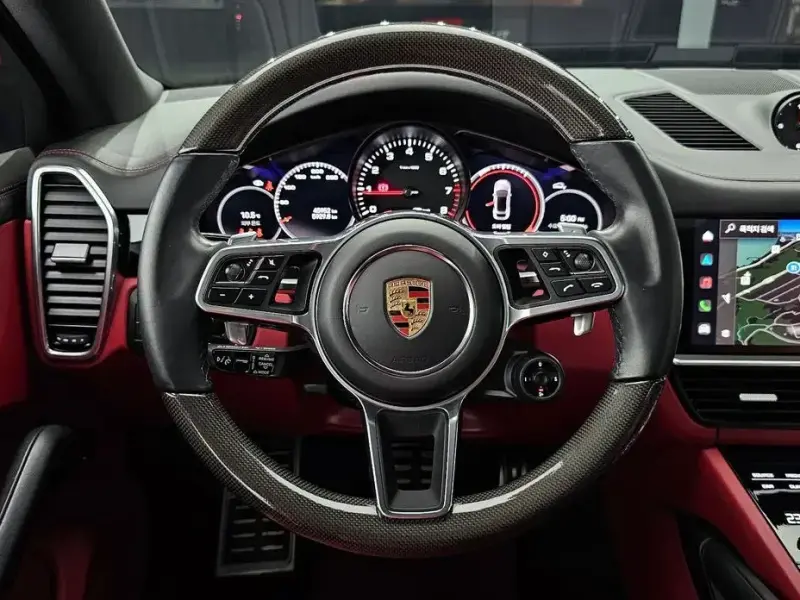 2022 Porsche Cayenne с пробегом 45 952 км