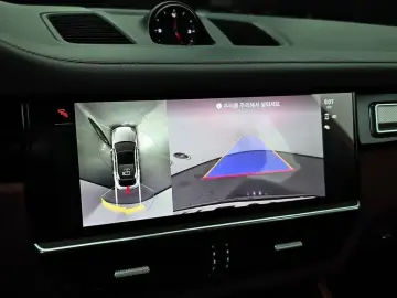 2022 Porsche Cayenne с пробегом 45 952 км
