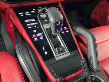 2022 Porsche Cayenne с пробегом 18 869 км