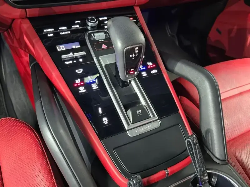 2022 Porsche Cayenne с пробегом 18 869 км