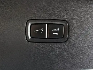2022 Porsche Cayenne с пробегом 45 952 км