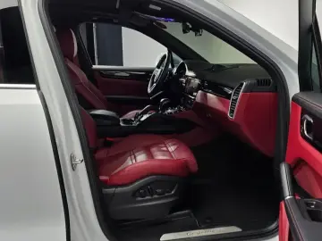2022 Porsche Cayenne с пробегом 18 869 км