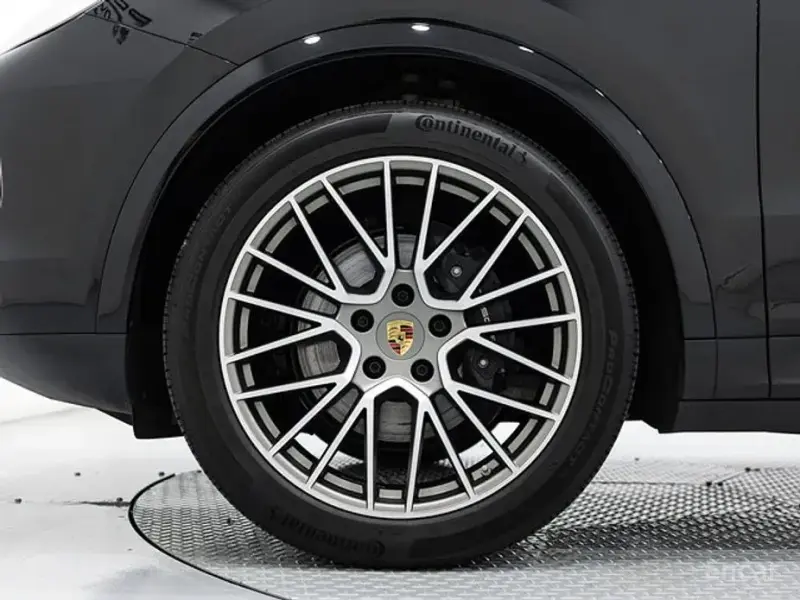 2023 Porsche Cayenne с пробегом 28 560 км