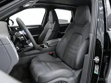 2023 Porsche Cayenne с пробегом 28 560 км