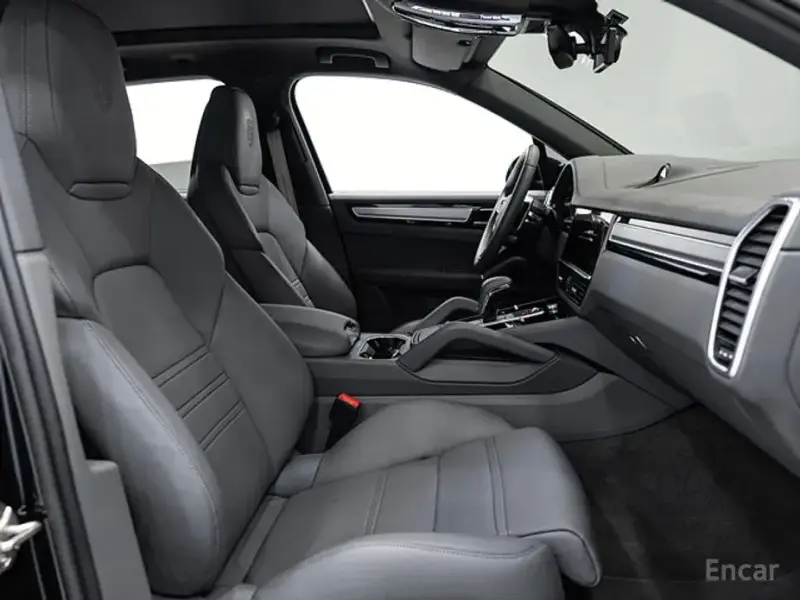 2023 Porsche Cayenne с пробегом 28 560 км
