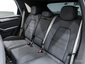 2023 Porsche Cayenne с пробегом 28 560 км