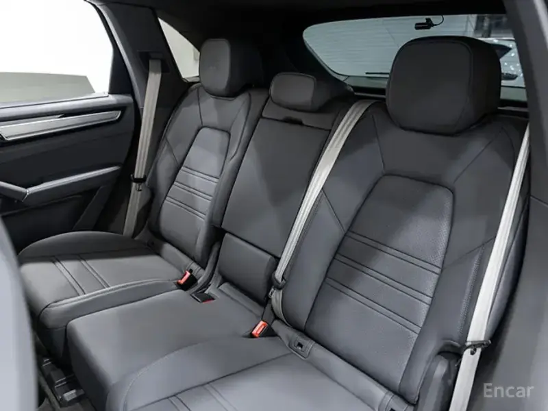 2023 Porsche Cayenne с пробегом 28 560 км