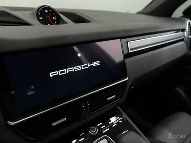 2023 Porsche Cayenne с пробегом 28 560 км