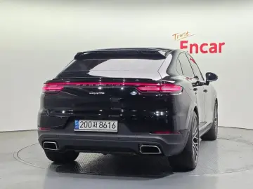 2022 Porsche Cayenne с пробегом 7 607 км