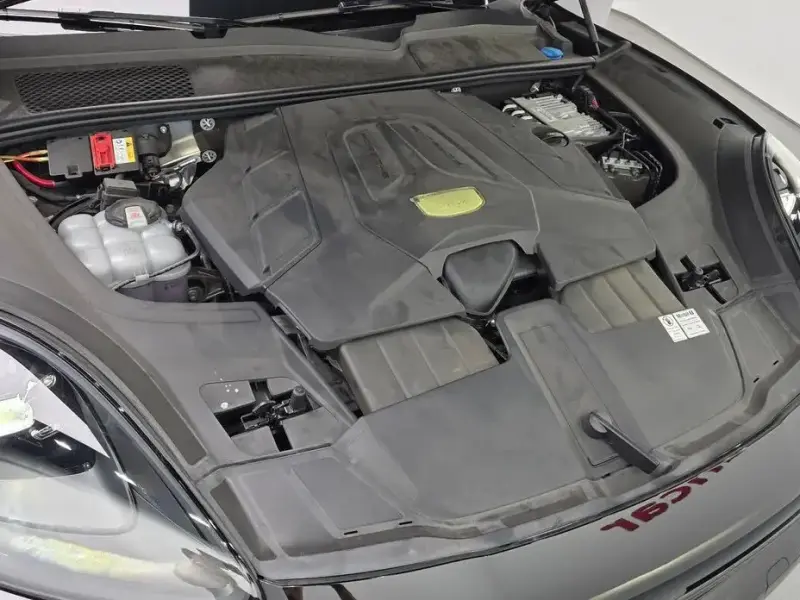2022 Porsche Cayenne с пробегом 7 607 км