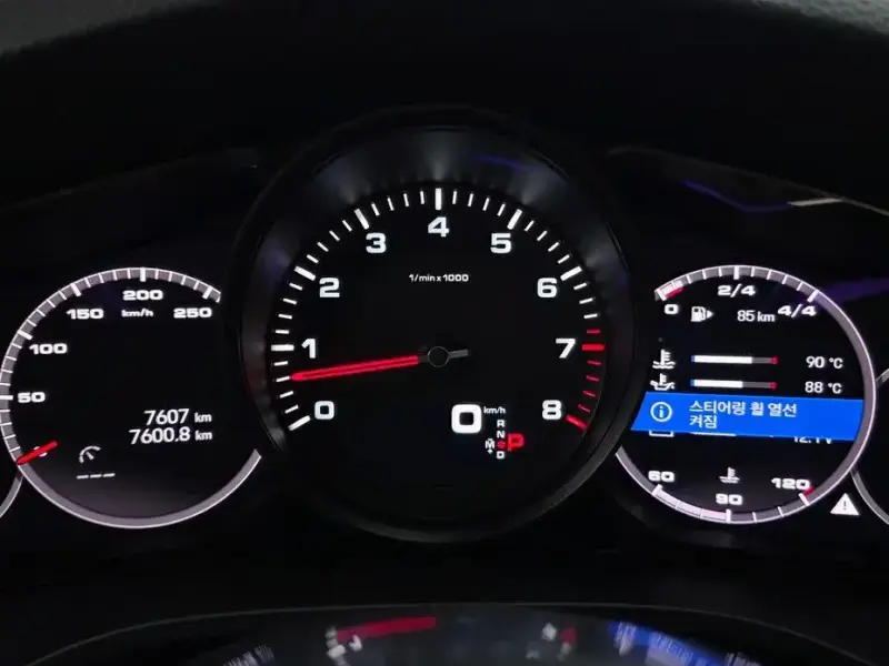 2022 Porsche Cayenne с пробегом 7 607 км
