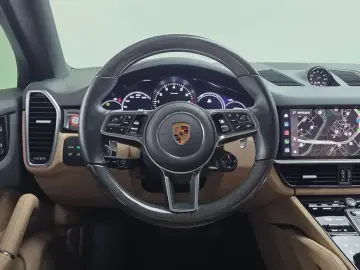 2022 Porsche Cayenne с пробегом 7 607 км