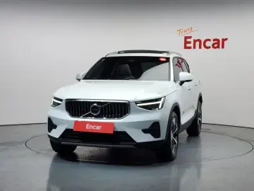 2023 Volvo XC40 с пробегом 21 167 км