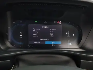 2023 Volvo XC40 с пробегом 21 167 км